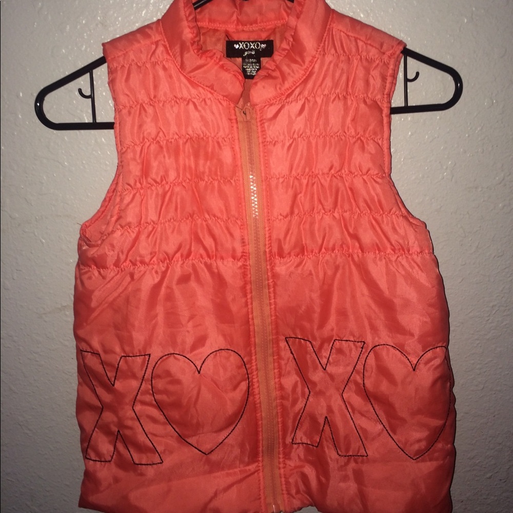 Sleeveless sweater